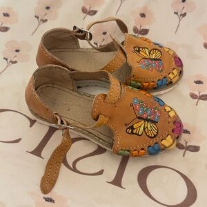 Huaraches - Colorful Butterfly Girls Shoes - 11 toddlers girls